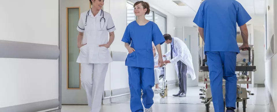 infirmiers et aides-soignants